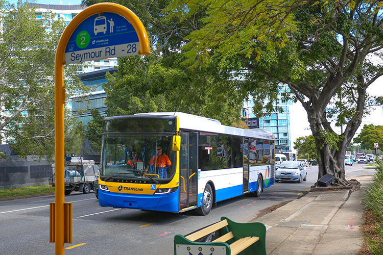 Brisbane Student Apartments Desketing---Hamilton-Student-Accom-Bus