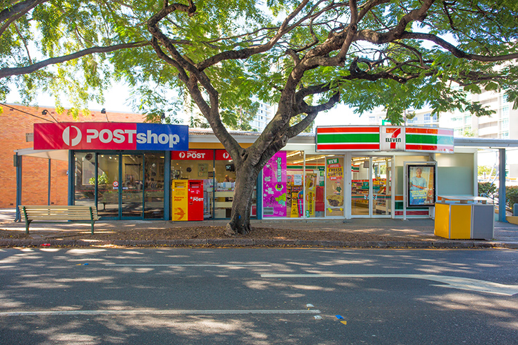 Brisbane Student Apartments Desketing---Hamilton-Student-Accom-Post-Office